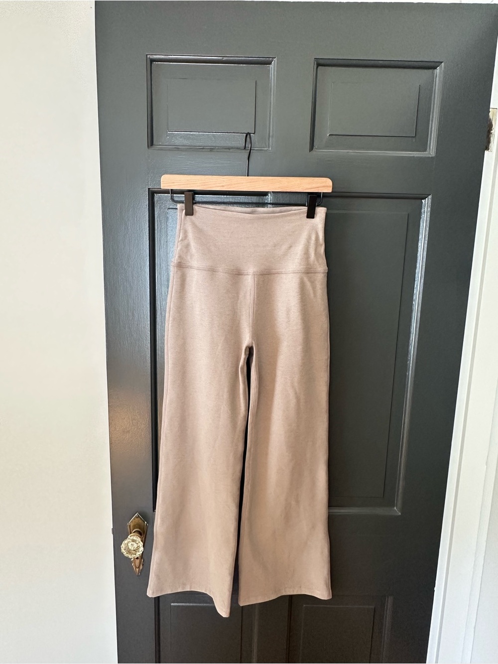Beyond Yoga Spacedye™ Retro Cropped Pant, medium, birch heather - Picture 5 of 12
